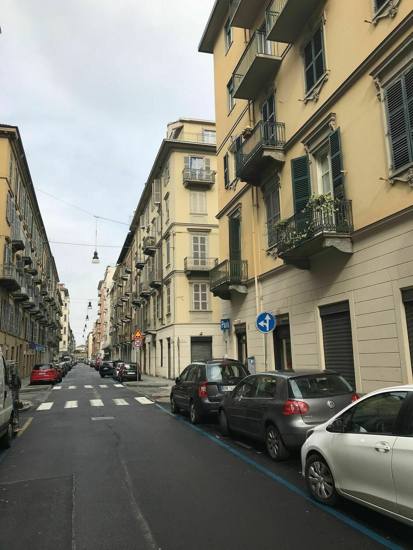 Apartamento La Finestra Sul Cortile Turín Exterior foto